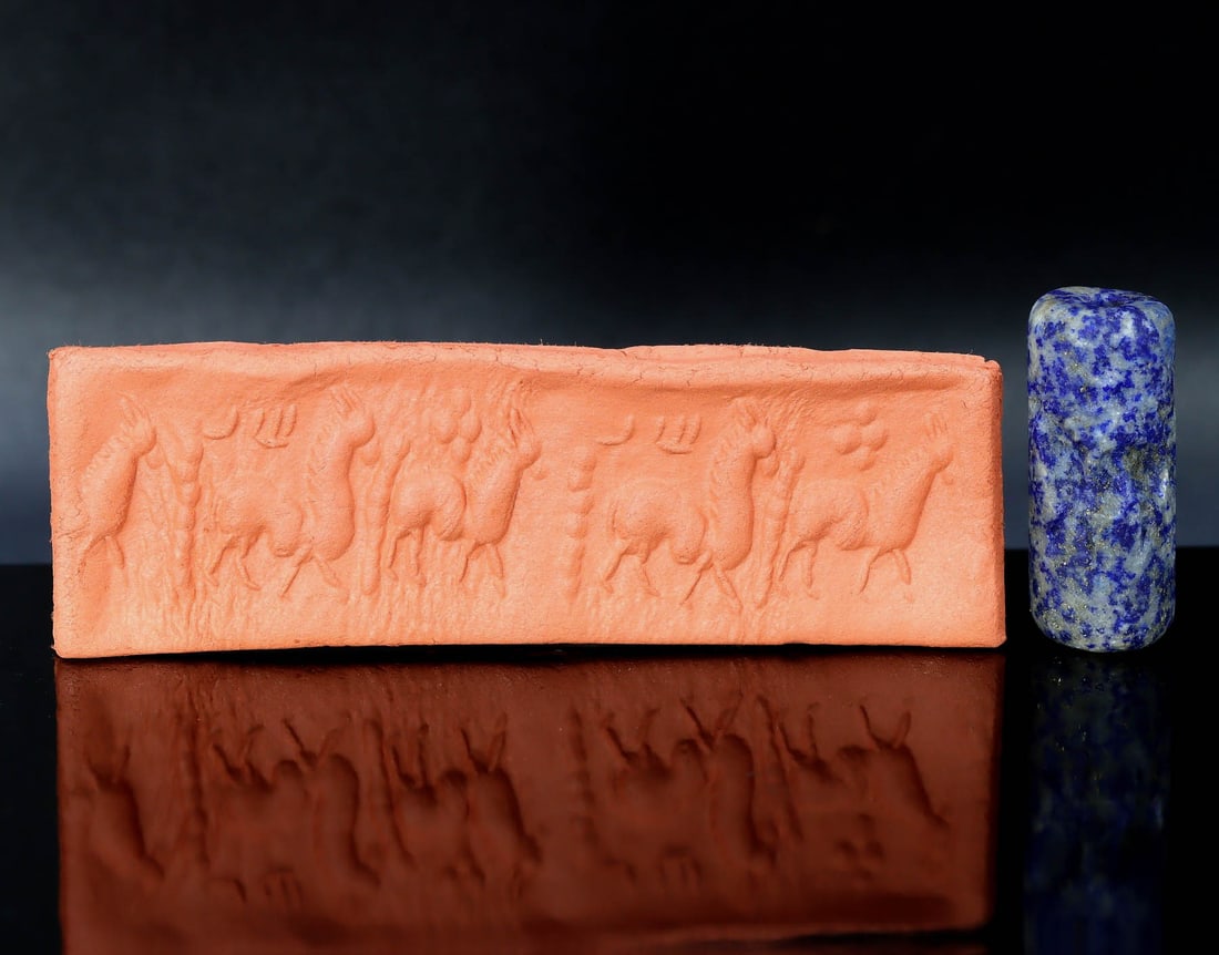 Ancient Lapis Lazuli Cylinder Seal: Achaemenid Empire Relic (550 BC - 330 BC): Dimension: 30x10mm Rarity Level: Exceedingly Rare Given its association with the esteemed Achaemenid Empire and the intricate detailing on the lapis lazuli, this item is not only a relic of historical