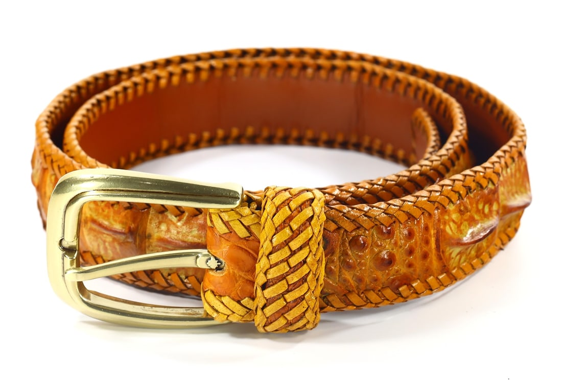 Exotic Crocodile Hornback Skin Leather Belt: Dimension: 119 cm Weight: 203 gram Introduction: This exquisite belt, crafted from genuine crocodile Hornback skin, speaks volumes of luxury and exotic appeal. The single Hornback design signifies opu