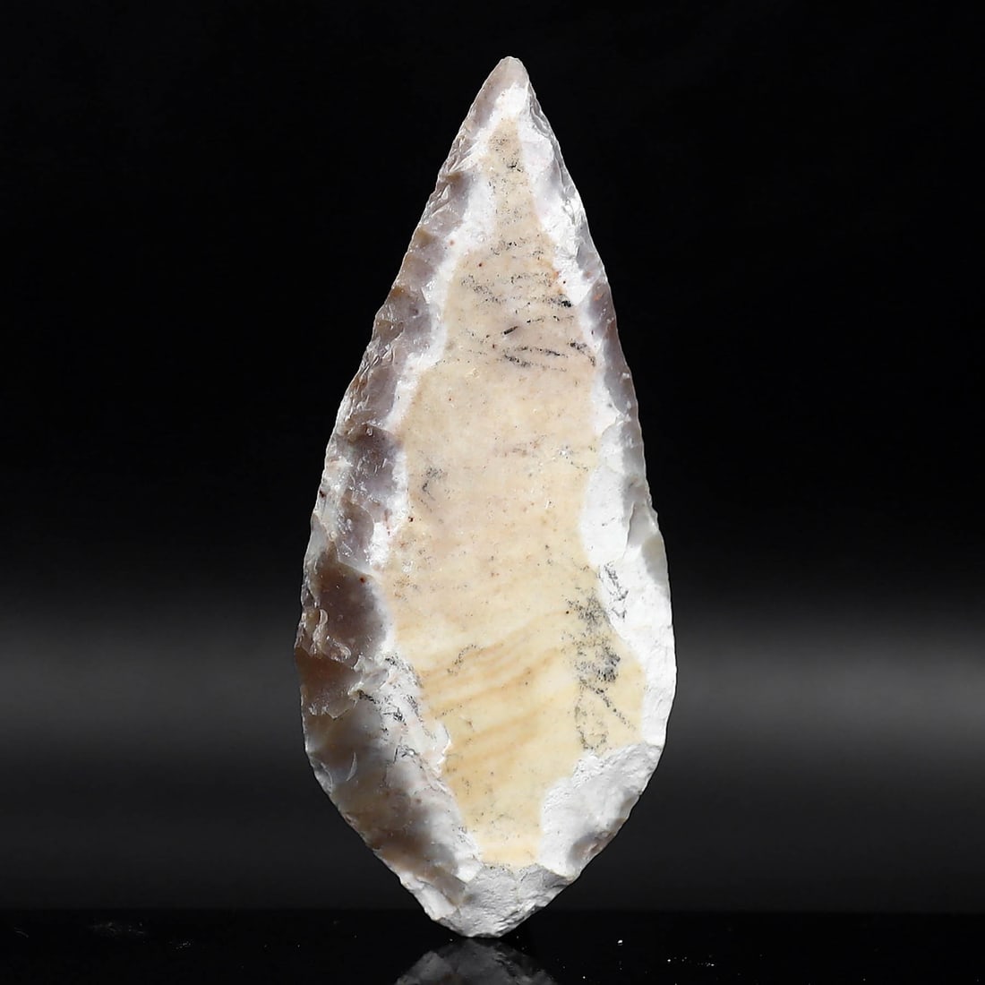 Prehistoric Flint Tool: Upper Paleolithic Era Arrowhead Near Famed Lascaux (c. 20,000-10,000 BC) (1 of 2)