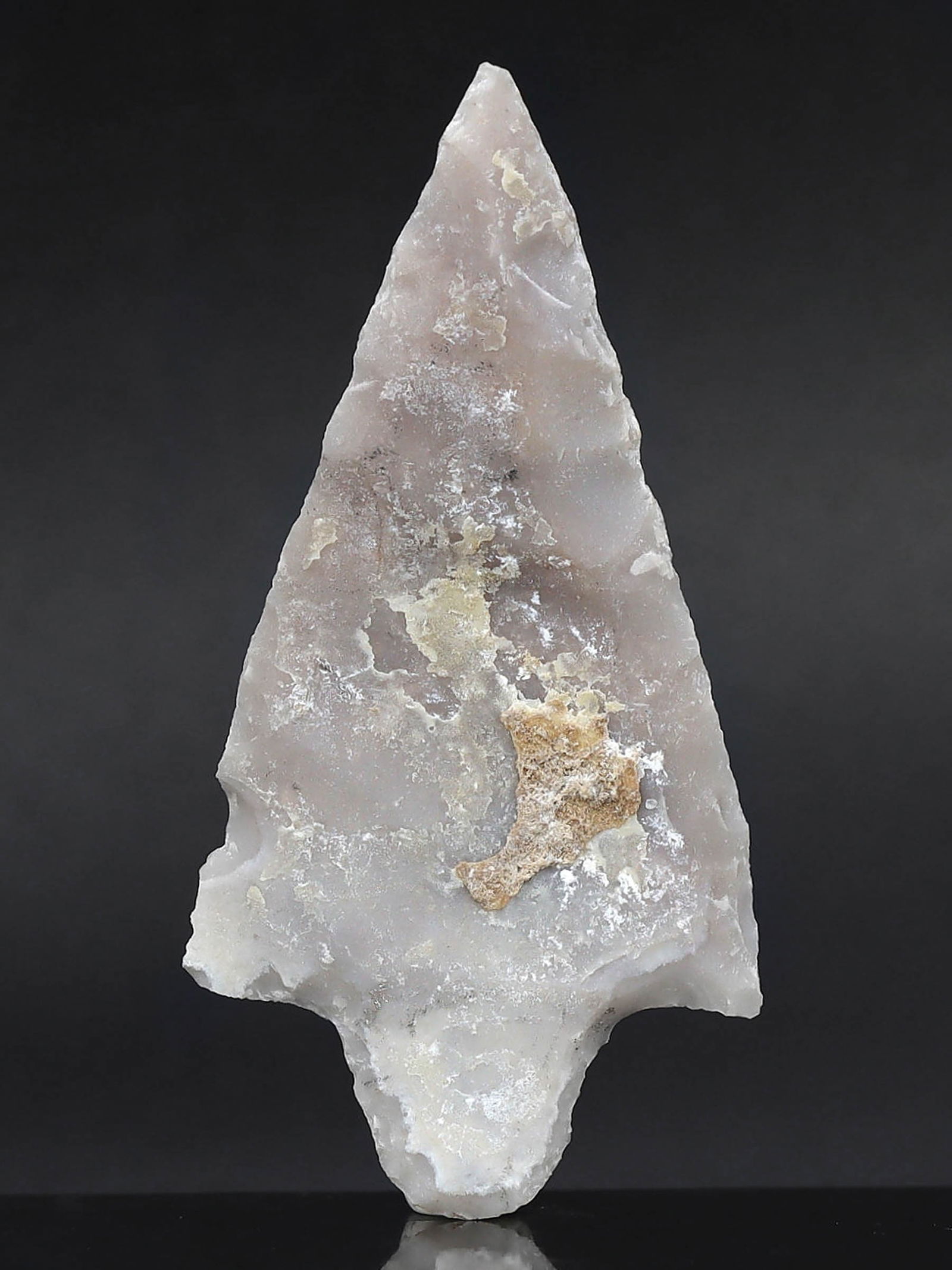 Upper Paleolithic Flint Arrowhead, Lascaux, France, 20,000-10,000 BC (1 of 2)