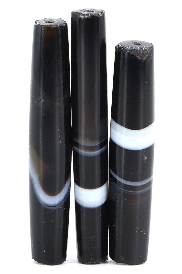 Qing Dynasty Tibetan Chung Dzi Beads, 18th-19th Century AD (1 of 2)