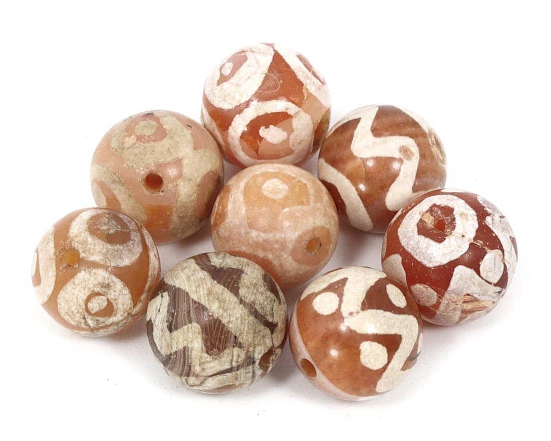 Group of 8 Medieval Himalayan Silk Road Tibetan Etched Carnelian Dzi Beads (6th-17th Century AD) (1 of 2)