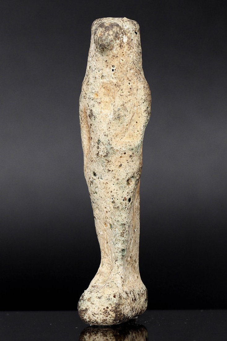 Ancient Egyptian Faience Sekhmet Statuette, New Kingdom, 1550-1070 BC: A significant piece of religious iconography, a faience statuette of Sekhmet, the lioness-headed goddess from the pantheon of ancient Egypt, specifically from the New Kingdom era, 1550-1070 BC. The st
