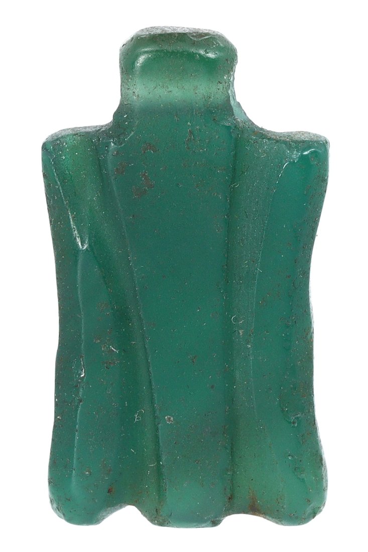 Ancient Coptic Era Egyptian Fly Amulet, 4th-6th Century AD: This exquisite gem amulet, shaped like a fly, hails from the era of Coptic art in Egypt, specifically dated to the 4th-6th Century AD. Measuring 20.5x11.5x3.5mm, the amulet is a small but significant 