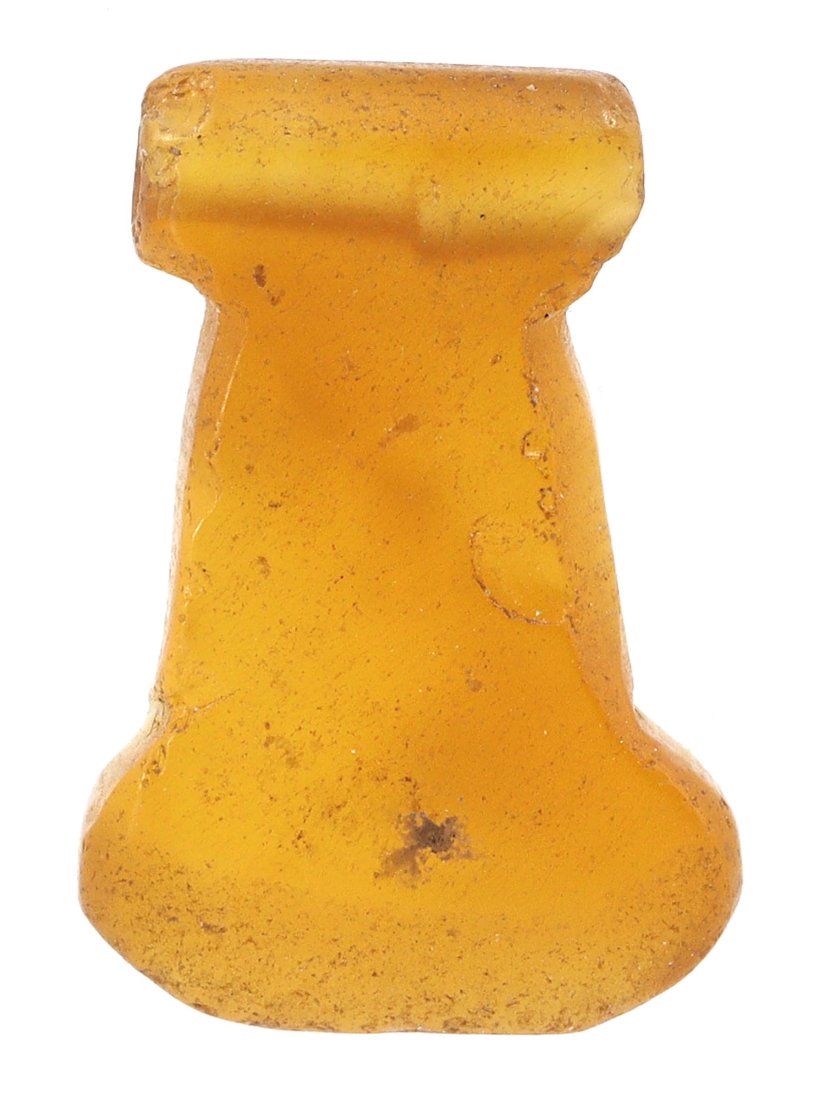 An Egyptian Coptic Carnelian Agate Amulet: Coptic Carnelian Agate fly amulets from Egypt, crafted with incredible sophistication, are powerful symbols in Egyptian symbolism. It is believed to ward off disease and evil due to its permanent natu