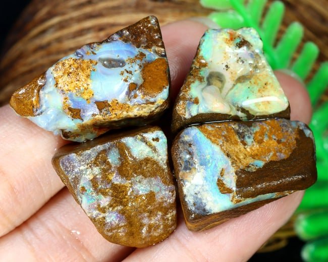 83Ct Australian Rare Fossilized Boulder Opal Raw Rough (1 of 2)