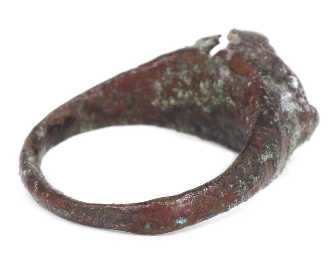 Ancient Sasanian Carnelian Intaglio Signet Ring, c. 224-651 CE (1 of 3)