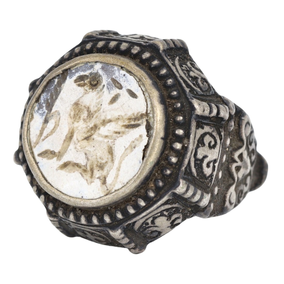 An Antique Medieval Islamic Gilt Silver and Lapis Lazuli Stamp Seal Signet Ring (1 of 2)