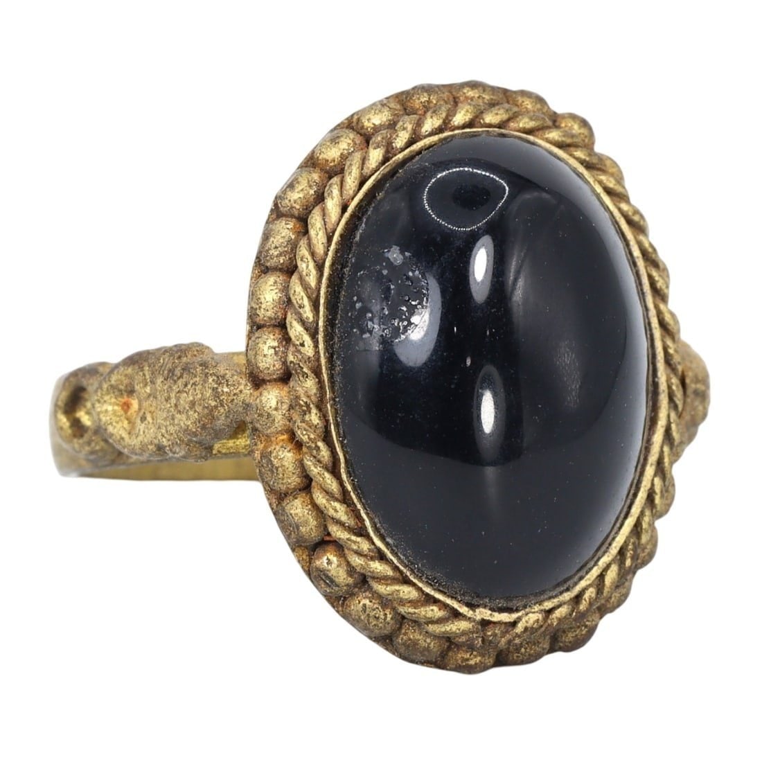 An Antique Art Deco Gilt Silver Cocktail Ring: This exquisite cocktail ring, made from gilt silver and adorned with onyx. This ring exemplifies the elegant and geometric craftsmanship characteristic of the Art Deco period, reflecting the opulence 