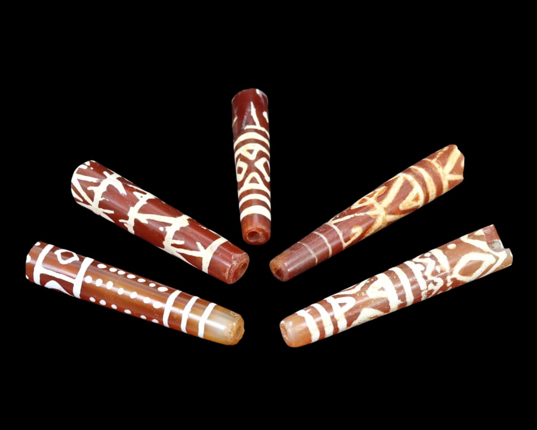 Lot of 5 Antique Sino-Tibetan Etched Carnelian dZi Beads (1 of 1)