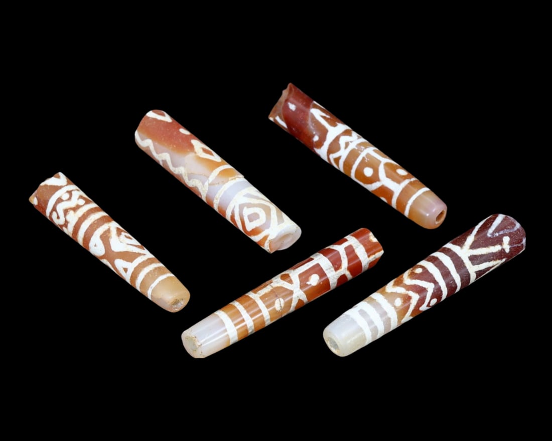 Lot of 5 Antique Sino-Tibetan Etched Carnelian dZi Beads (1 of 1)