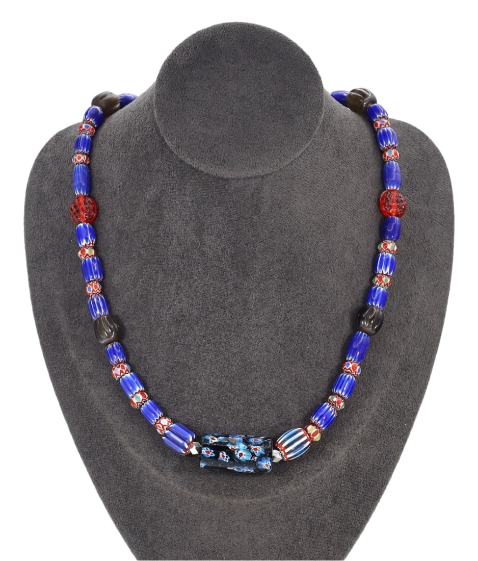 Antique Italian Venetian Murano Chevron Beads Beaded Necklace (1 of 1)