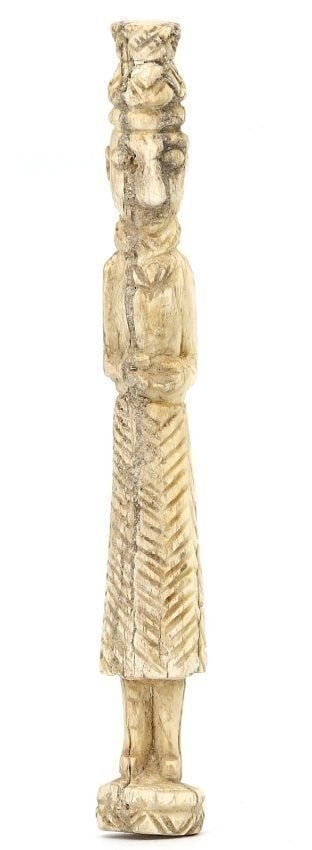 Ancient Egyptian Bone Carved Idol Figure with Linear Carving: Ancient Egyptian Bone Carved Idol Figure with Linear Carving