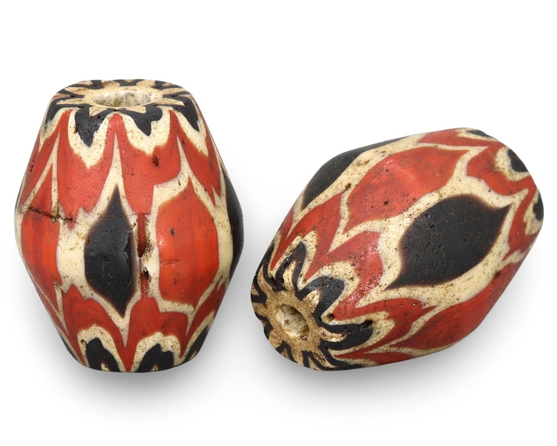 Antique Venetian Chevron Art Glass Trade Beads (1 of 1)