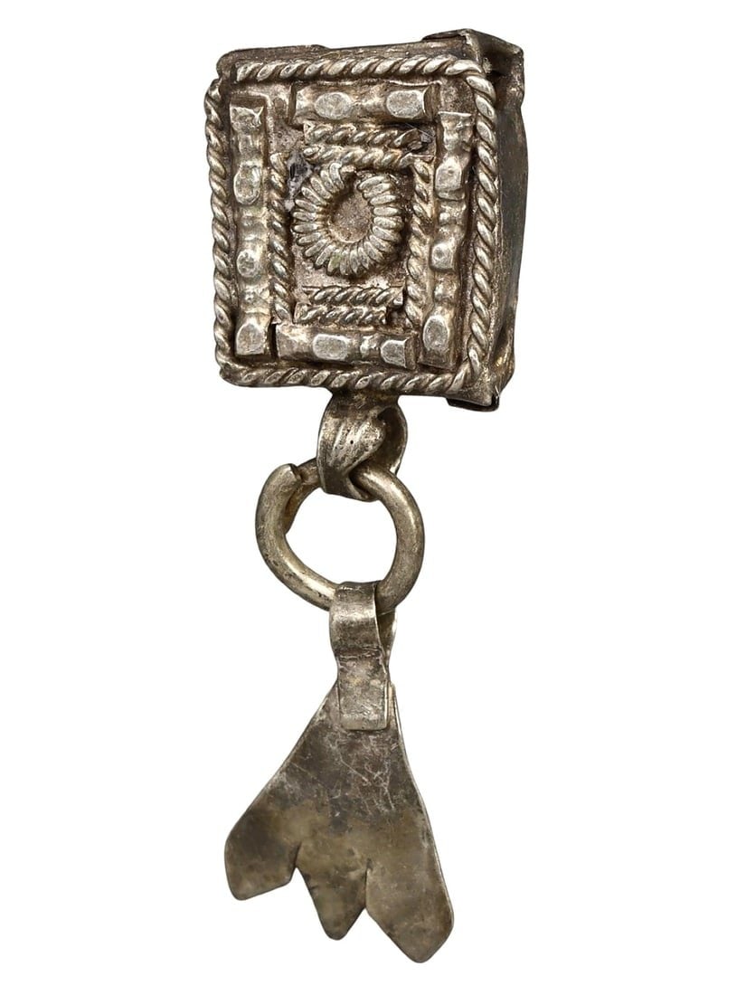 Ancient Medieval Viking / Celtic Silver Pendant Ornament, 9th-11th Century: This silver pendant ornament from the Ancient Medieval period, dating back to the 9th-11th century, is a remarkable example of Viking and Celtic craftsmanship. Such pendants were often used as amulets