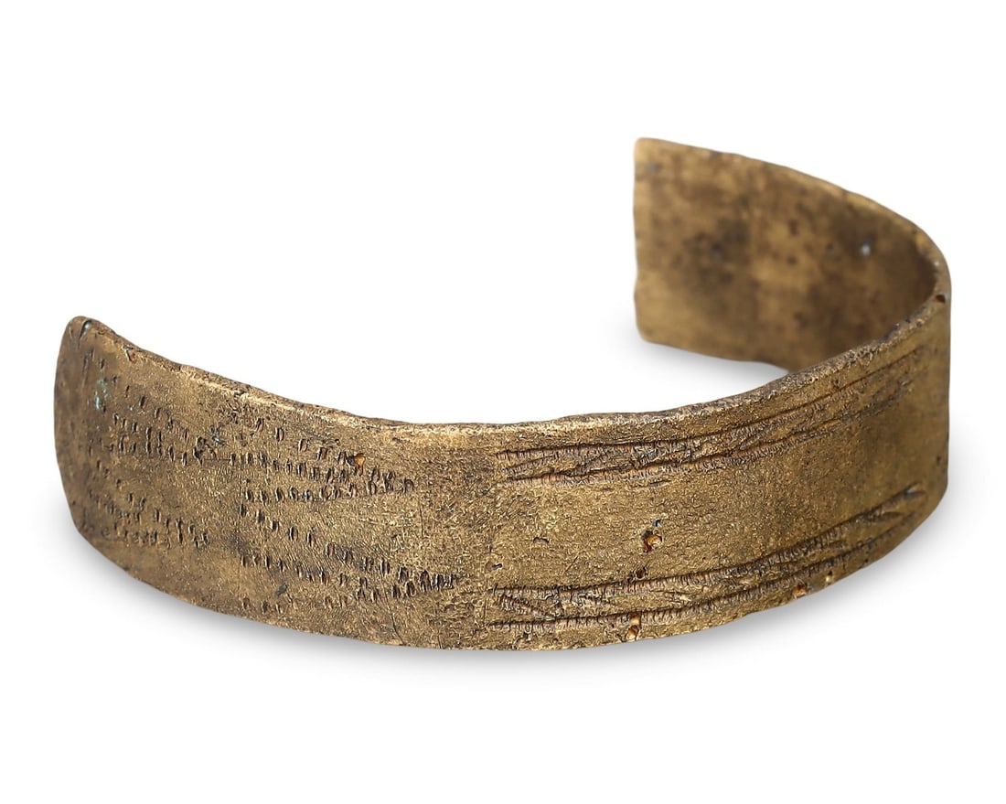 Authentic Ancient Medieval Viking / Celtic / Livonian Bronze Bracelet, 11th-13th Century: This bronze bracelet, dating from the 11th to 13th century, embodies the craftsmanship of the Medieval period, possibly originating from Viking, Livonian, Anglo-Saxon, Celtic, Germanic, Latgalian, Car