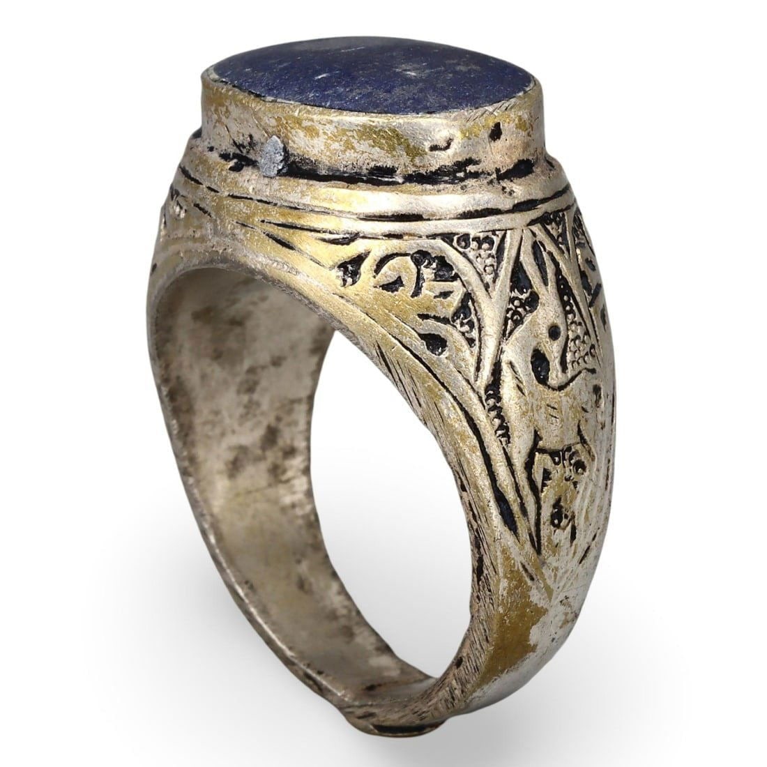 Antique Post Medieval Period Silver Ring with Scythian Deer Motif US 8, 19th Century (1 of 3)