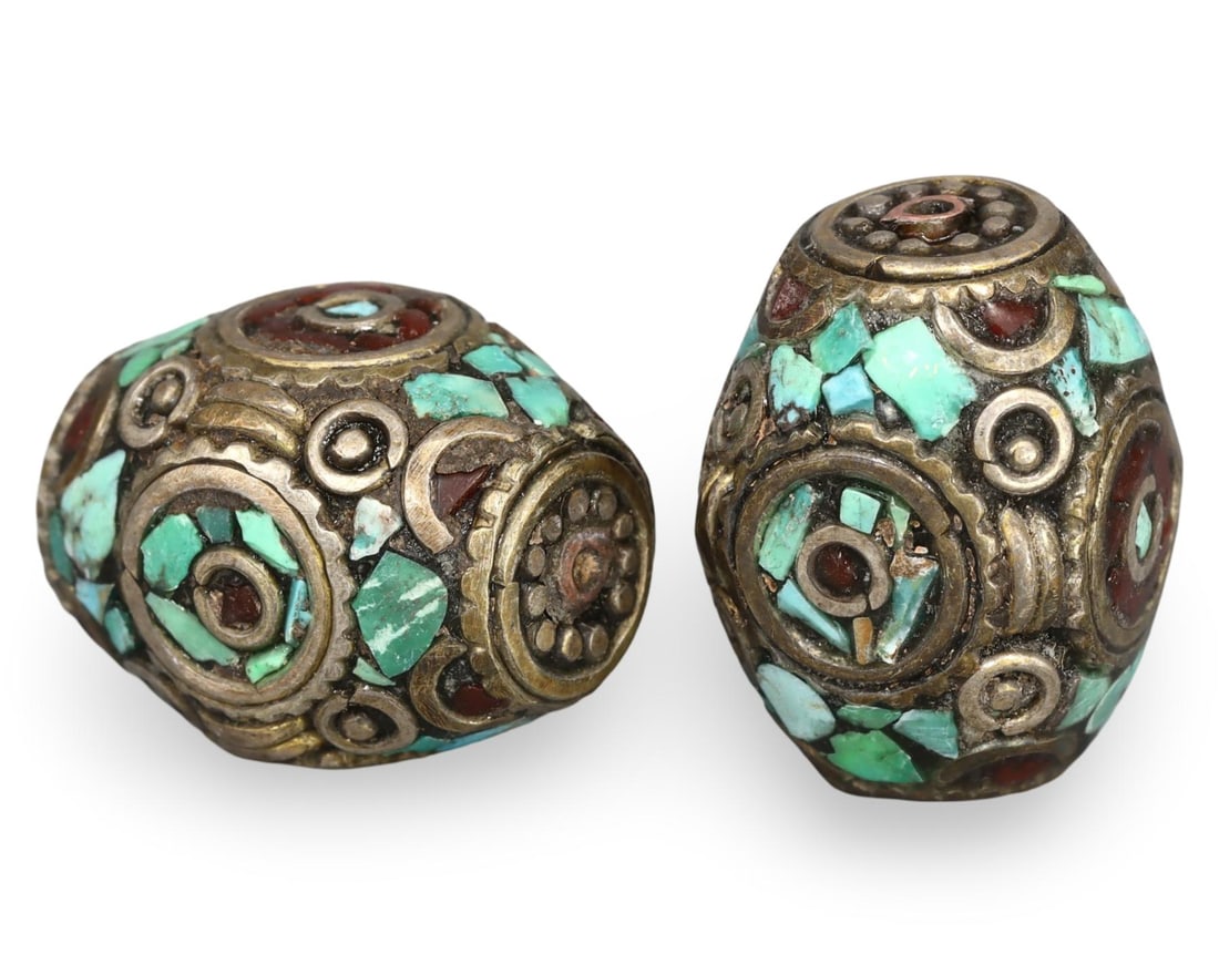Post Medieval Sino-Tibetan Tribal Coral and Turquoise Beads, 17th-20th Century: These Post Medieval Sino-Tibetan Tribal Coral and Turquoise Beads, dating from the 17th to the 20th century, offer a unique glimpse into the rich cultural traditions of the Sino-Tibetan regions. Each 