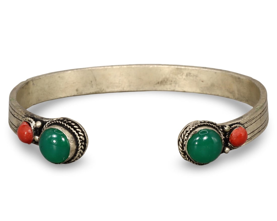 Antique Qajar Dynasty Pseudo Granulation Gold Gilt Cuff Bangle Bracelet: [No Reserve] Hi everyone, I am Mark, curating this special World's Beads Treasure Hunt for UNICEF. Every lot starts at just 15 with no reserve, no matter the cost. You determine the final price! We've