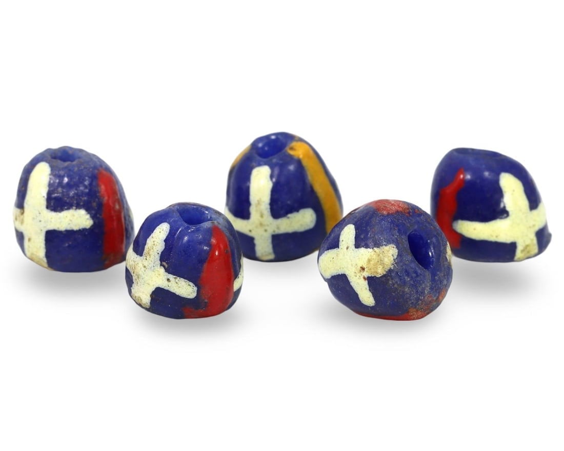Post Medieval West African Edo Tribe Hand Painted Currency Trade Beads, 17th-19th Century: [No Reserve] Welcome to Auction 29 - No Reserve Tribal Treasures & Collector Beads! This special auction offers an incredible selection of collectible beads and tribal jewelry, all with no reserve. Ev