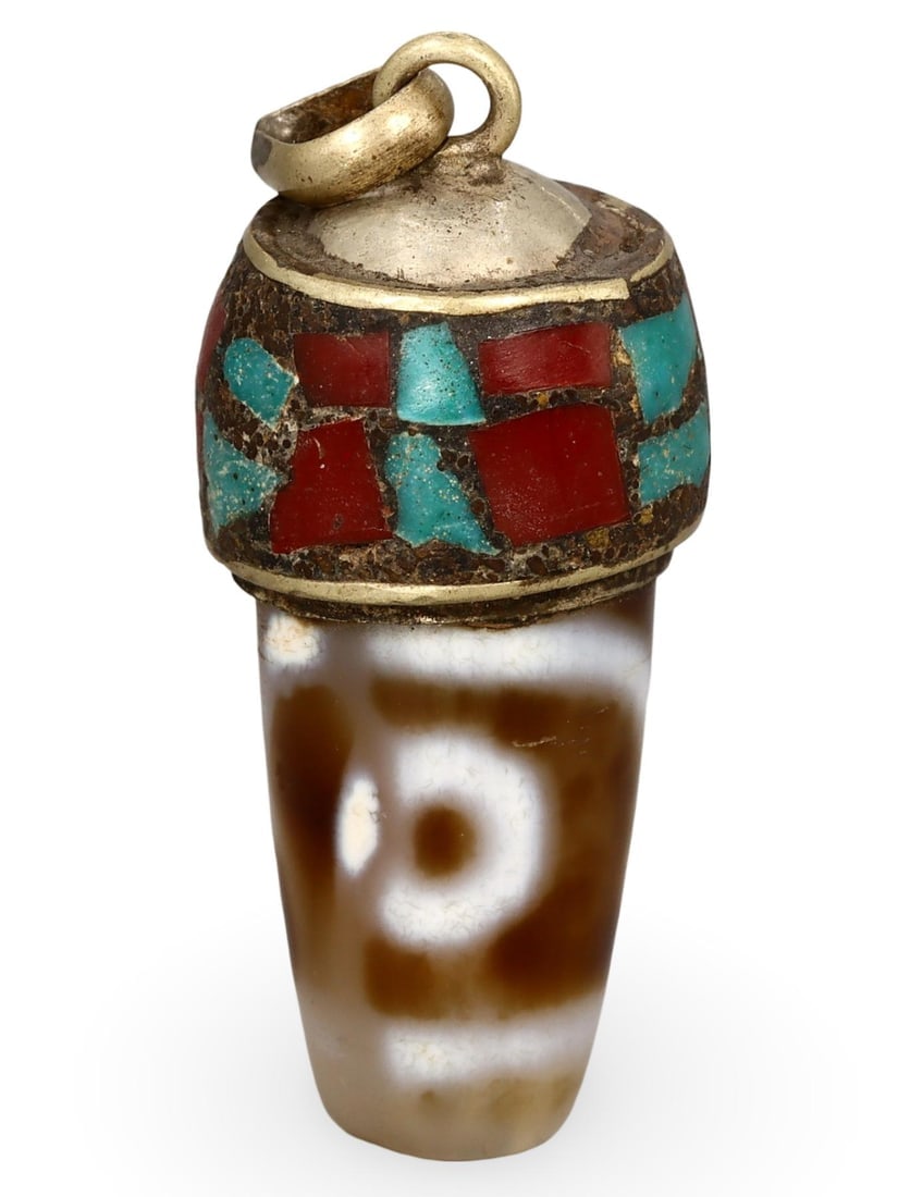 Antique Sino-Tibetan Mosaic Topped Agate Amulet Pendant: Antique Sino-Tibetan Mosaic Topped Agate Amulet Pendant