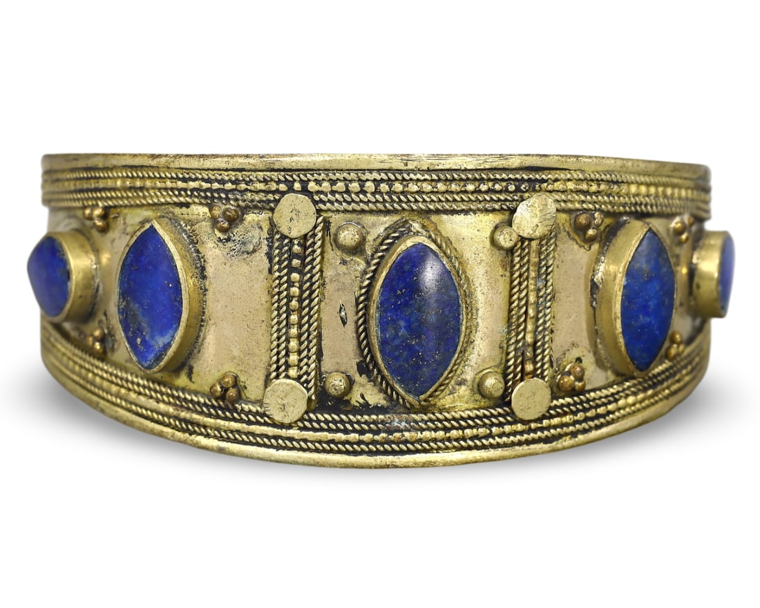 Post Medieval Qajar Dynasty Silver Cuff Bracelet with Lapis Lazuli Gems, 18th-20th Century (1 of 2)