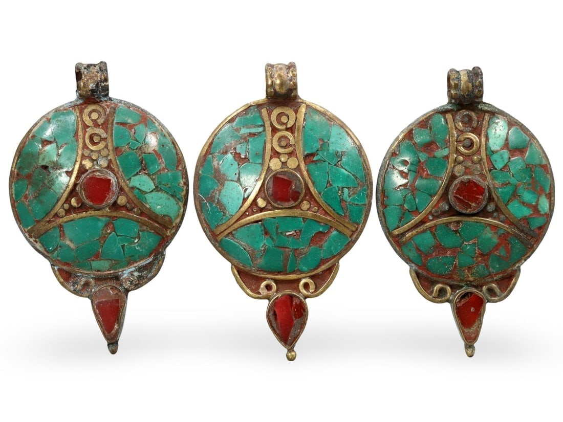 Antique Indo Himalayan Malachite Coral Inlaid Locket Pendants: Antique Indo Himalayan Malachite Coral Inlaid Locket Pendants
