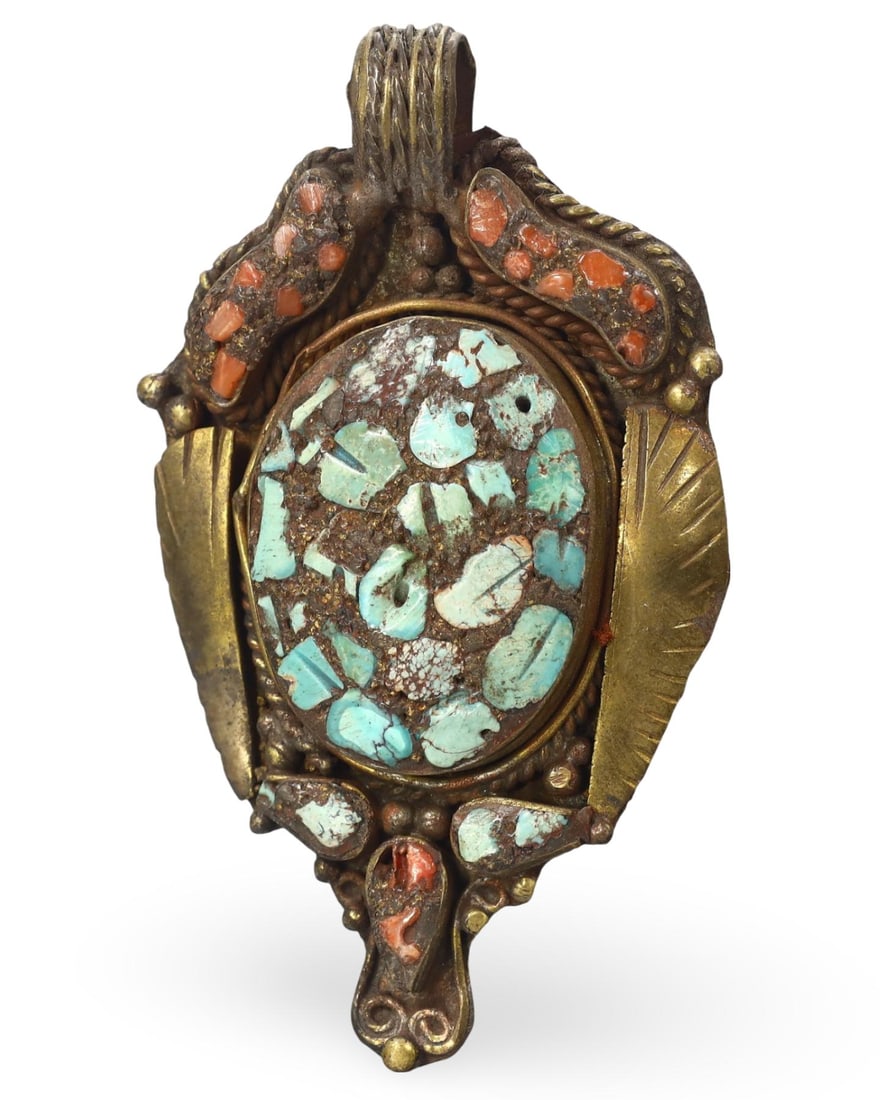 Antique Sino-Tibetan Gems Inlaid Silver Amulet Pendant: Antique Sino-Tibetan Gems Inlaid Silver Amulet Pendant