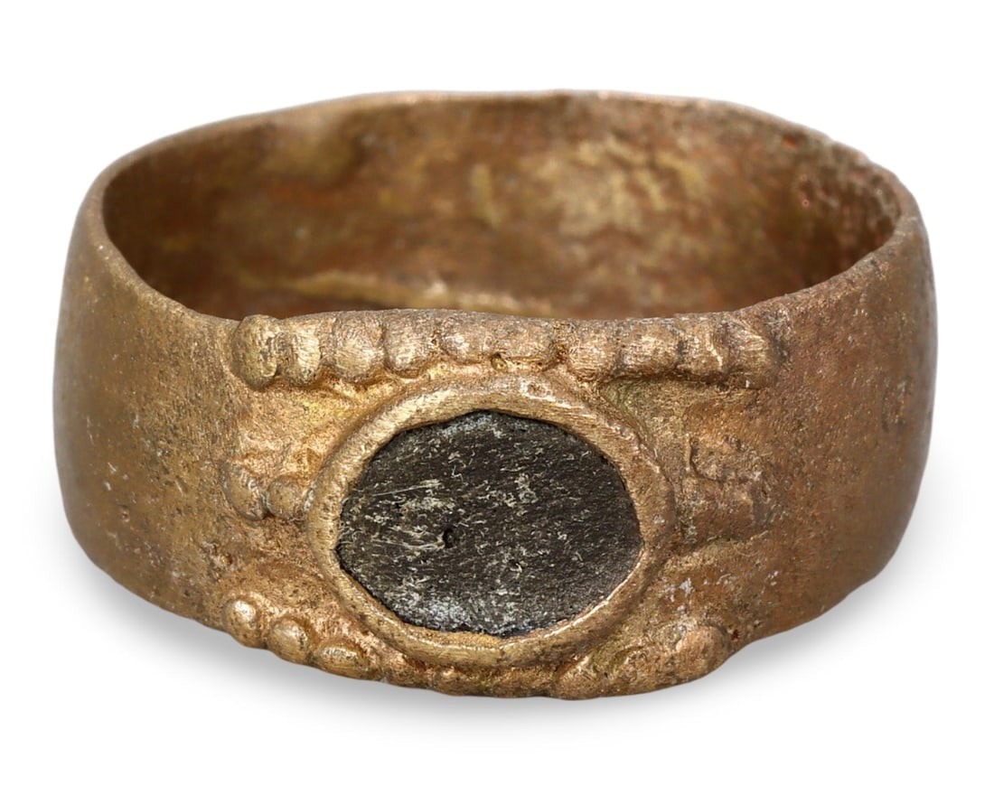 Authentic Ancient Medieval Viking / Celtic / Anglo-Saxon Bronze Ring, 11th-13th Century (1 of 2)