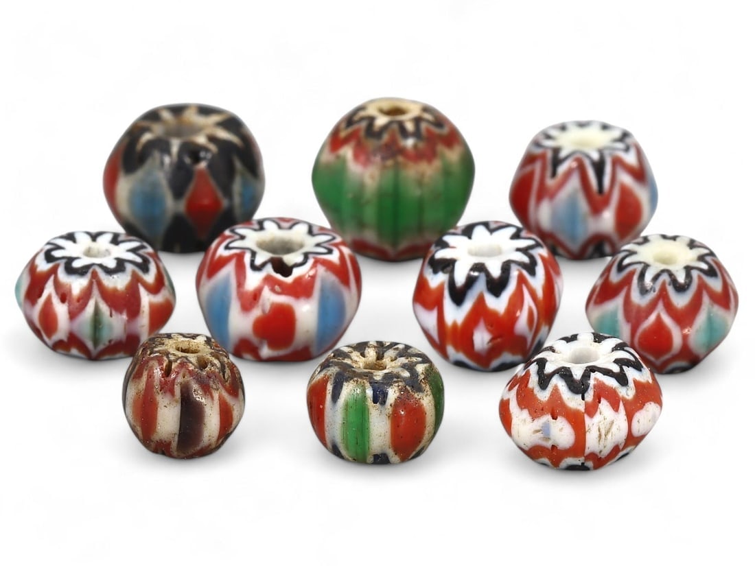 Lot of Post Medieval Venetian Six-Layered Chevron Beads, 19th-20th Century: We are delighted to present an extraordinary collection of jewelry and artifacts spanning various historic European periods. Our selection ranges from Ancient Roman, Byzantine, and Early Medieval to L
