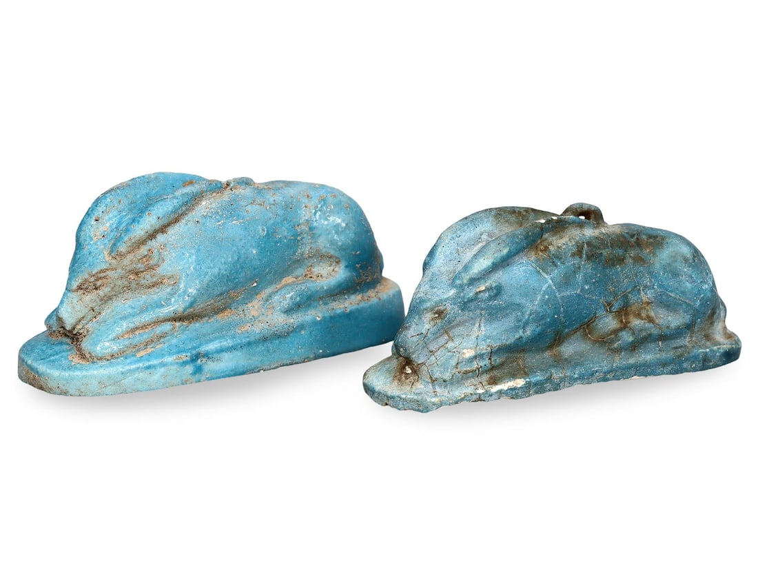 Lot of 2 Post Medieval Egyptian Grand Tour Faience Amulet Figurine: We are delighted to present an extraordinary collection of jewelry and artifacts spanning various historic European periods. Our selection ranges from Ancient Roman, Byzantine, and Early Medieval to L