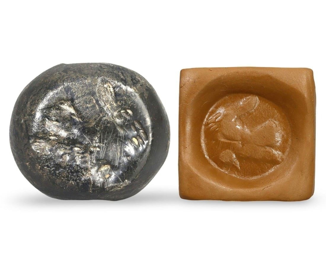 Ancient Sasanian Hemispherical Stamp Seal Engraved with Hare Motif, 3rd-7th Century AD: We are delighted to present an extraordinary collection of jewelry and artifacts spanning various historic European periods. Our selection ranges from Ancient Roman, Byzantine, and Early Medieval to L