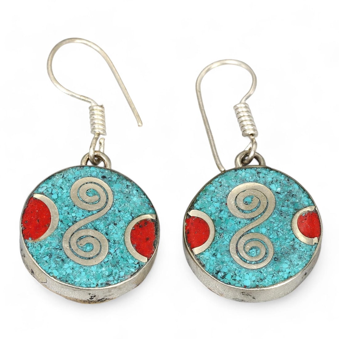 Antique Sino-Tibetan Gems Inlaid Silver Earrings: We are delighted to present an extraordinary collection of jewelry and artifacts spanning various historic European periods. Our selection ranges from Ancient Roman, Byzantine, and Early Medieval to L