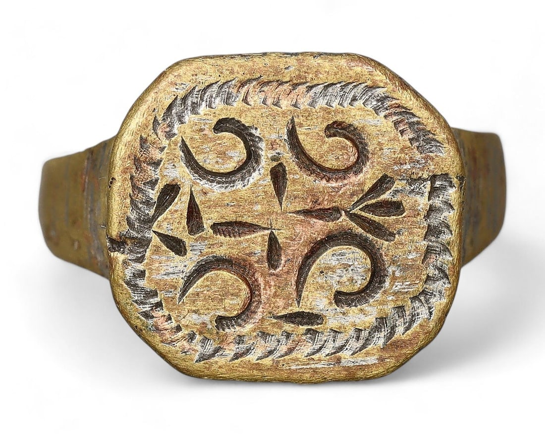 Authentic Ancient Medieval Viking / Celtic / Anglo-Saxon Hacksilver Ring, US 7 (1 of 2)