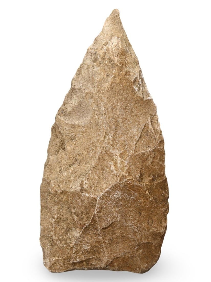 Authentic Ancient Native American Flint Arrowhead Prehistoric Artifact: Our highly anticipated Antique Auction, "Treasures of the Ancient and Medieval World," offering an unparalleled opportunity for collectors and history enthusiasts to acquire rare Ancient Artifacts for