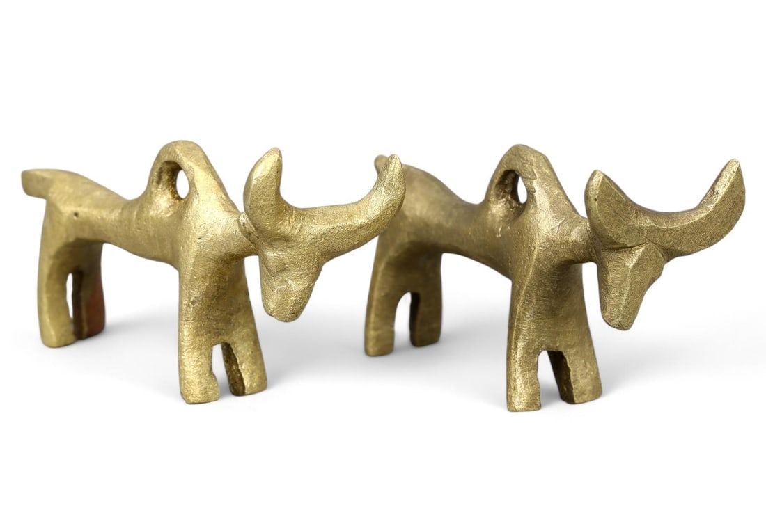 Antique West African Traditional Tribal Bronze Bull Figurines Sculptures (1 of 1)