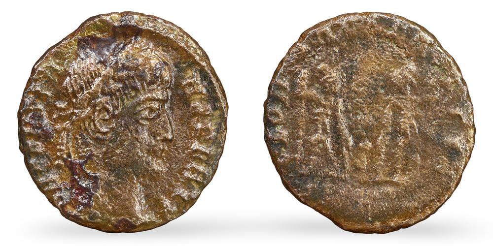 Authentic Ancient Roman Empire Emperor Bronze Coin Historical Currency Artifact (1 of 3)