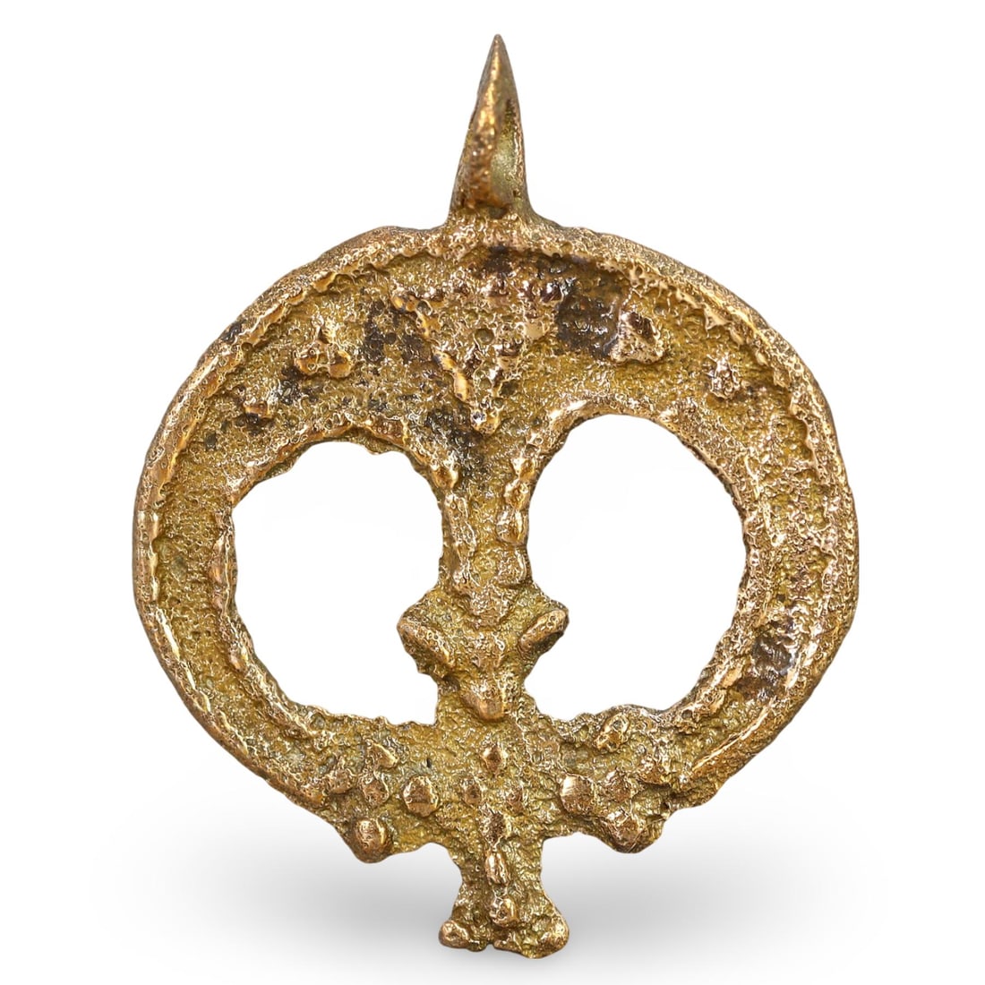 Ancient Celtic Bronze Pendant with Tri-Circle Design, 1st Millennium BC (1 of 2)