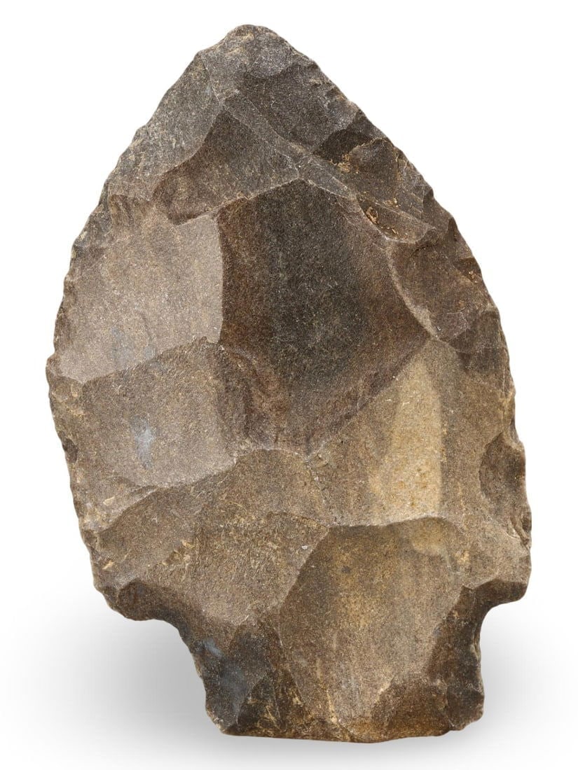 Authentic Ancient Native American Flint Arrowhead Prehistoric Artifact: Our highly anticipated Antique Auction, "Treasures of the Ancient and Medieval World," offering an unparalleled opportunity for collectors and history enthusiasts to acquire rare Ancient Artifacts for