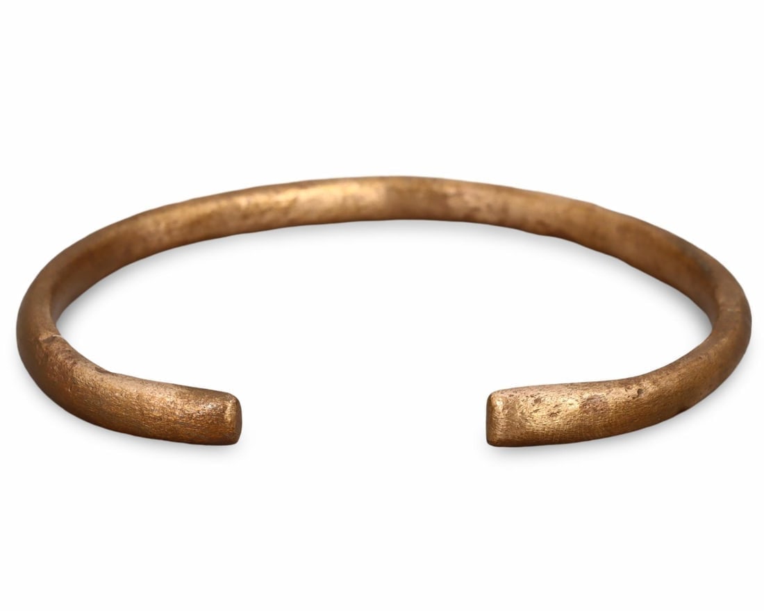 Authentic Medieval Viking Celtic Livonian Bronze Bracelet Armlet, 11th-13th Century: **Dimension information at the bottom section after Condition** Welcome to the No Reserve Ancient Relics & Rare Artifacts auction, where history comes alive through an extraordinary collection of trea