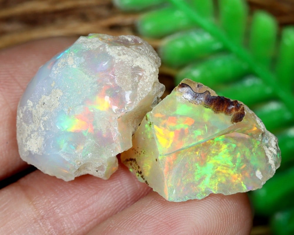 22Ct Exquisite Play of Color in Ethiopian Welo Opal Rough Facet Grade Natural Gemstone: **Dimension information at the bottom section after Condition** Welcome to the No Reserve Ancient Relics & Rare Artifacts auction, where history comes alive through an extraordinary collection of trea