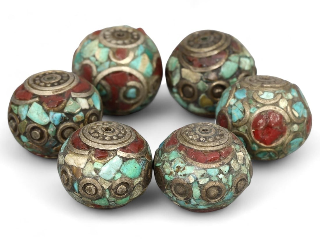Post Medieval Sino-Tibetan Tribal Coral and Turquoise Beads, 17th-20th Century: **Dimension information at the bottom section after Condition** Welcome to the No Reserve Antique Treasures Auction S2, where history comes alive through an extraordinary collection of treasures spann