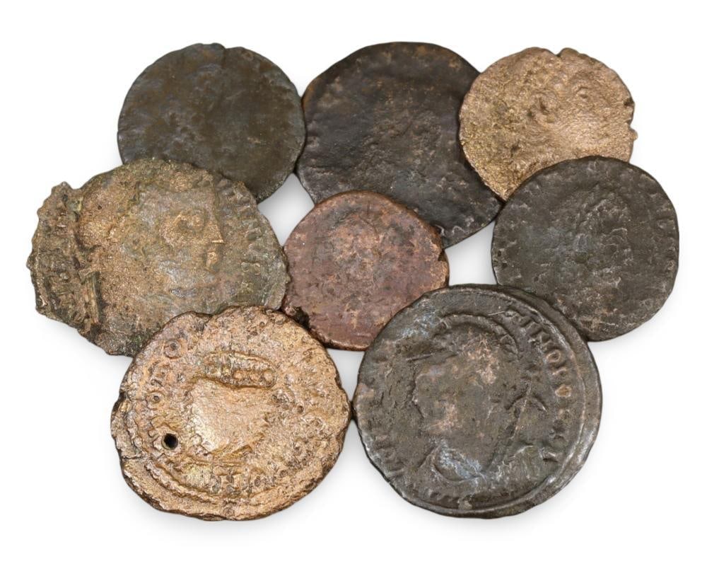 Medieval Spanish Pirate Coins Bronze Currency Shipwreck Treasure Artifacts (1 of 1)