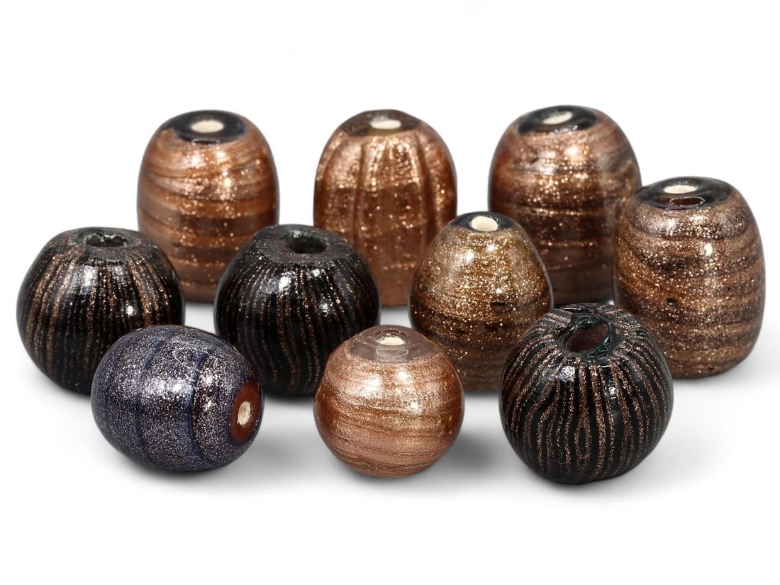 Exquisite Collection of Masterpieces of Intricate Craftsmanship Venetian Murano Lampwork Glass Beads: **Dimension information at the bottom section after Condition** Welcome to the No Reserve Antique Treasures Auction, where history comes alive through an extraordinary collection of treasures spanning