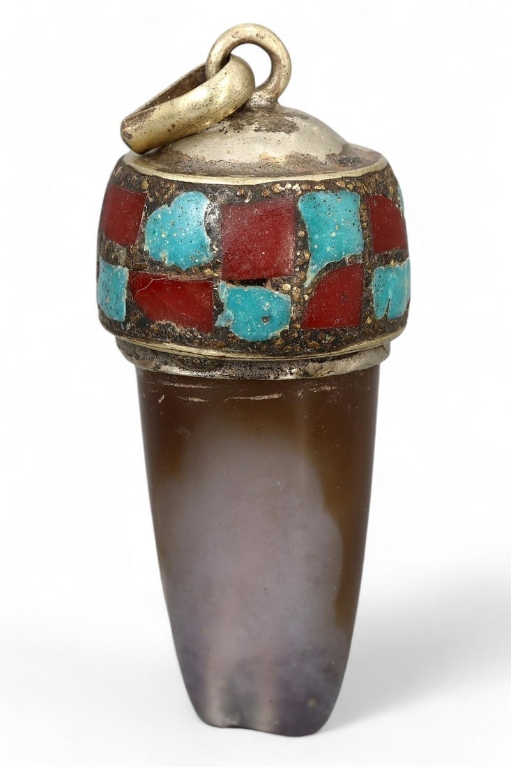 Antique Sino-Tibetan Mosaic Topped Agate Amulet Pendant: **Dimension information at the bottom section after Condition** Welcome to the No Reserve Antique Treasures Auction, where history comes alive through an extraordinary collection of treasures spanning