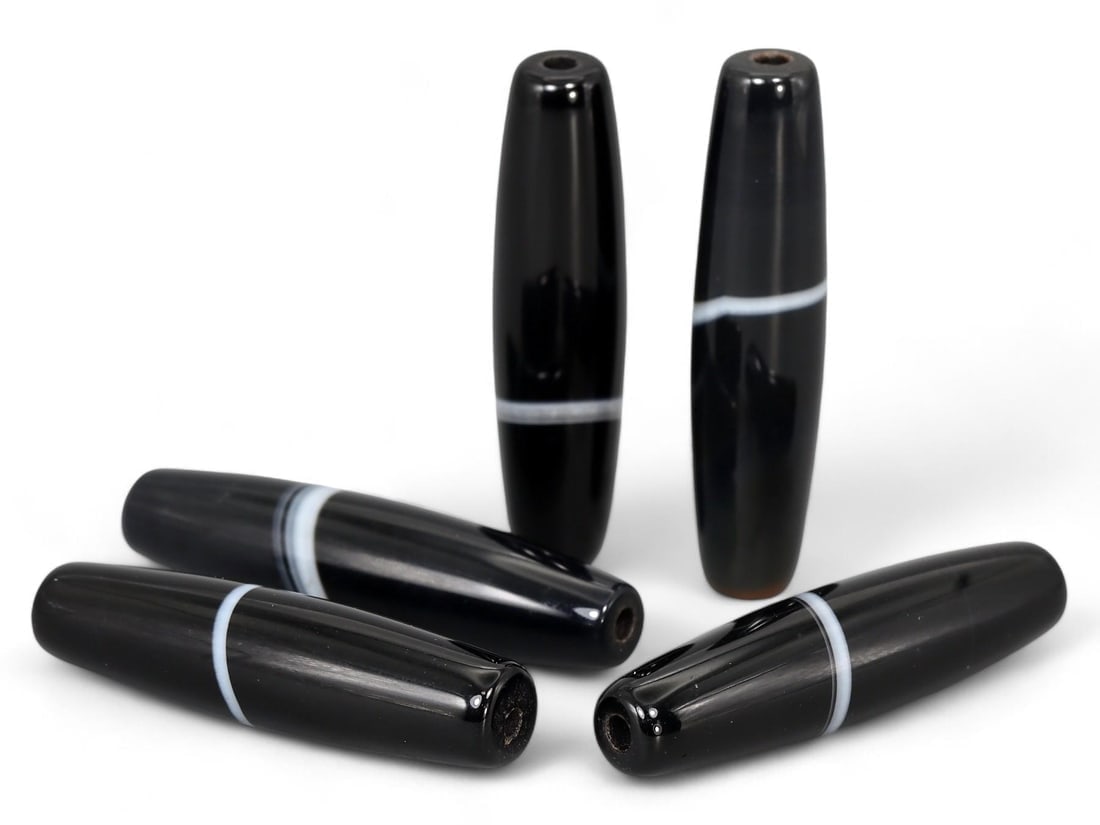 Post Medieval Sino-Tibetan Single Stripe Chung Dzi Beads, 20th Century Spiritual Relic (1 of 1)