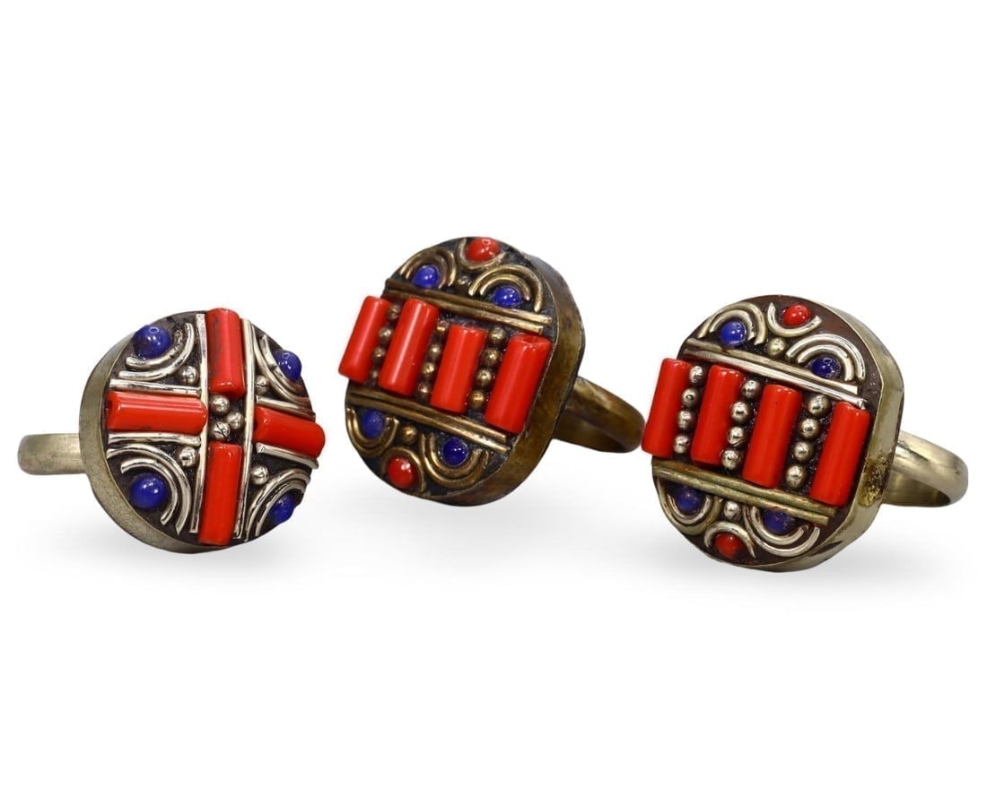 Lot of 3 Post Medieval Sino-Tibetan Tribal Silver Rings, 17th-20th Century: **Dimension information at the bottom section after Condition** Welcome to the No Reserve Antique Treasures Auction, where history comes alive through an extraordinary collection of treasures spanning