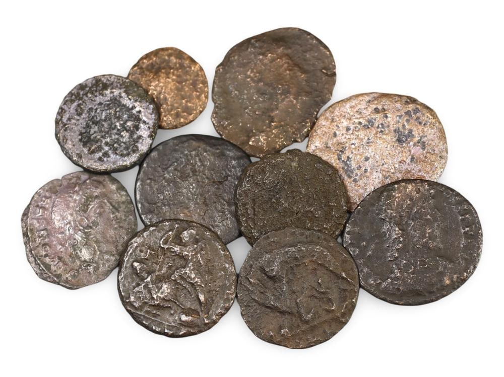 Ancient Roman Bronze Coin Lot Authentic Roman Imperial Currency: **Dimension information at the bottom section after Condition** Welcome to the No Reserve Antique Treasures Auction, where history comes alive through an extraordinary collection of treasures spanning