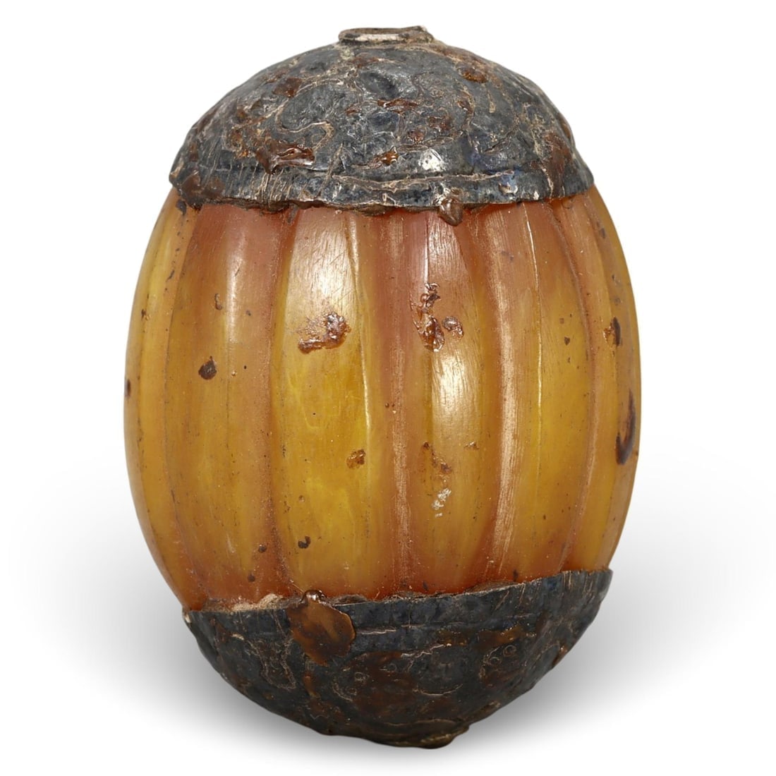 Antique Sino-Tibetan Capped Amber Copal Bead: **Dimension information at the bottom section after Condition** Welcome to the No Reserve Antique Treasures Auction, where history comes alive through an extraordinary collection of treasures spanning