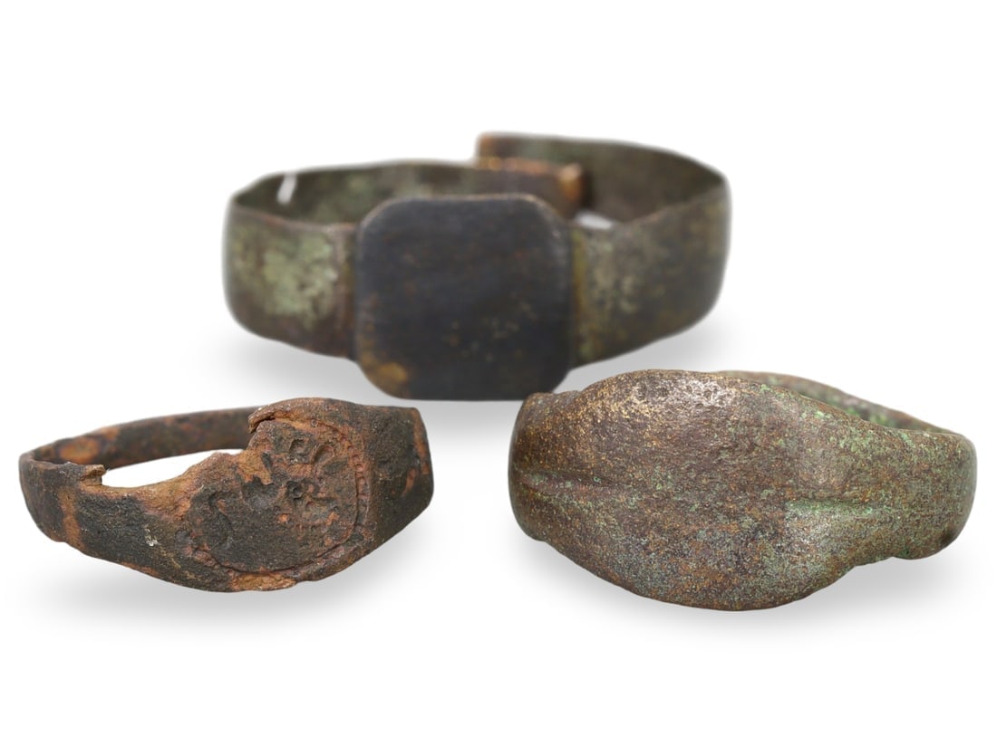Collection of Ancient Roman-Byzantine & Medieval Viking Era Rings, US 8: **Dimension information at the bottom section after Condition** Welcome to the No Reserve Antique Treasures Auction, where history comes alive through an extraordinary collection of treasures spanning